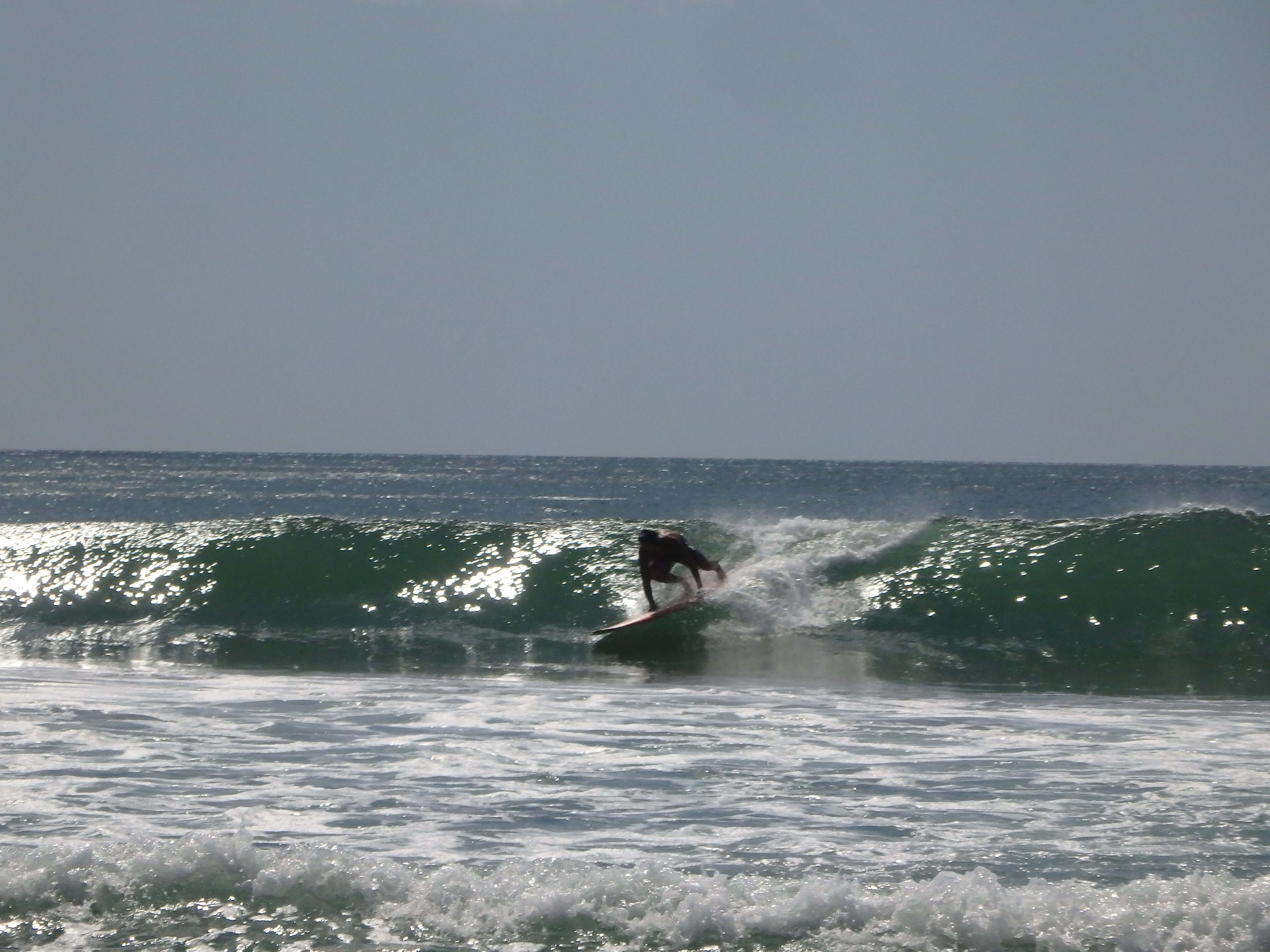 Gigante surf Amarillo